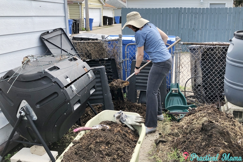 Compost tumbler vs. compost bin comparison